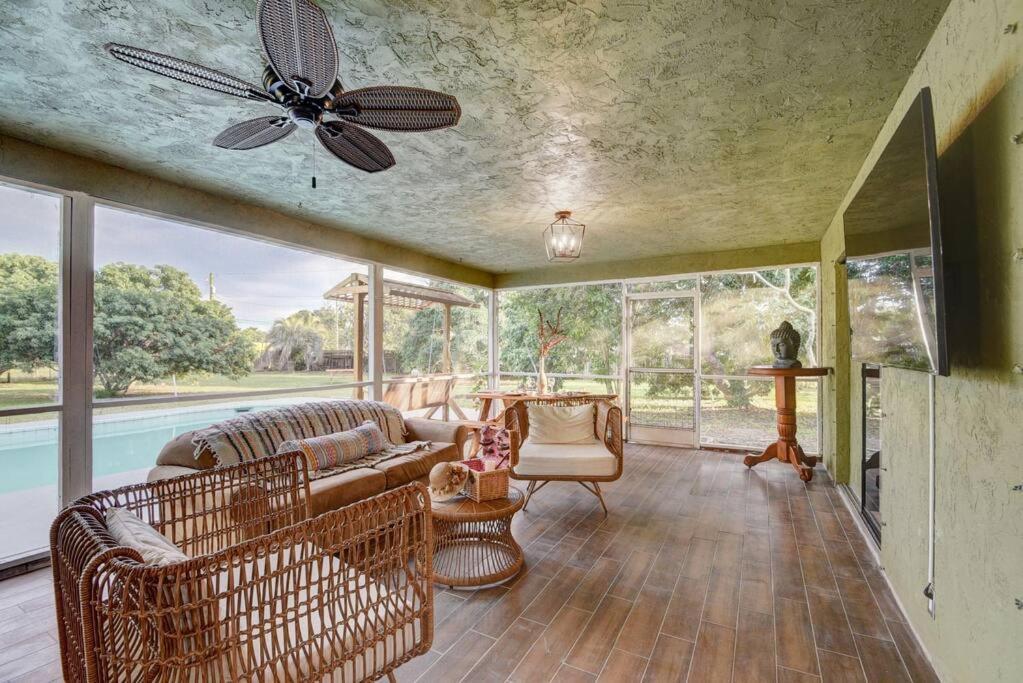 Ananda Farmhouse And Retreat. Lake Worth Beach Kültér fotó