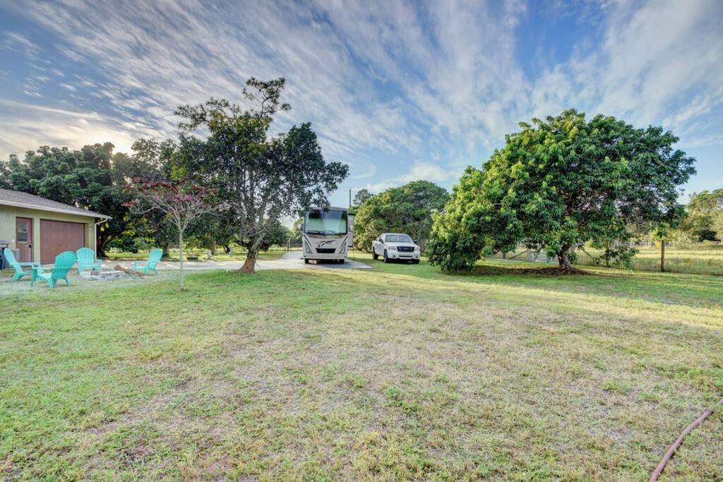Ananda Farmhouse And Retreat. Lake Worth Beach Kültér fotó